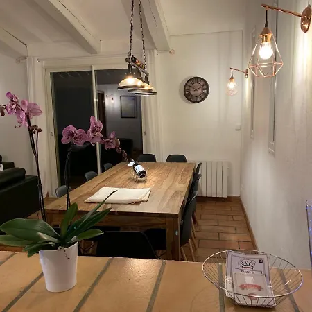 Vakantiehuis Chez Lydia - Face Vignoble, Ideal Famille, Billard Domazan